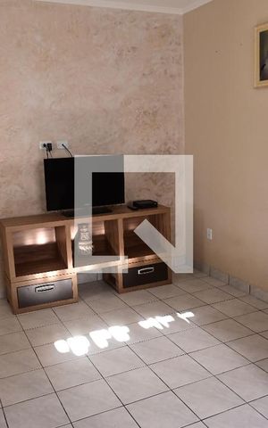 Casa para alugar com 150m², 4 quartos e 5 vagasSala