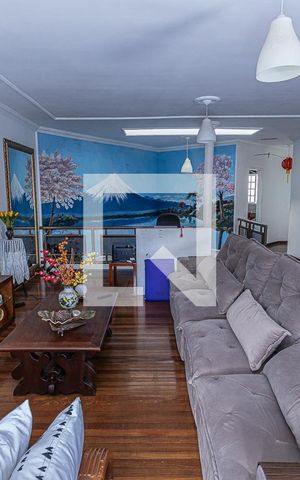 Casa à venda com 591m², 4 quartos e 3 vagasSala / 2º Andar