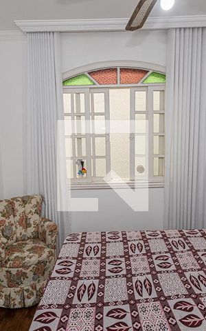 Casa à venda com 591m², 4 quartos e 3 vagasQuarto 2