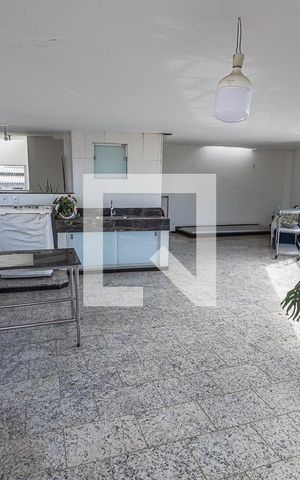 Casa à venda com 591m², 4 quartos e 3 vagasÁrea de serviço / 3º andar