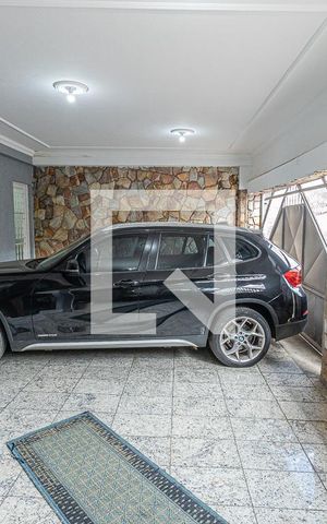 Casa à venda com 591m², 4 quartos e 3 vagasVagas de garagem