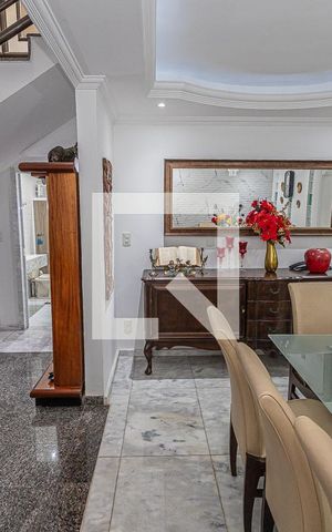 Casa à venda com 591m², 4 quartos e 3 vagasCopa