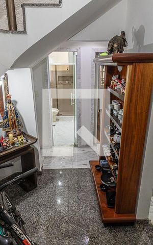 Casa à venda com 591m², 4 quartos e 3 vagasCopa