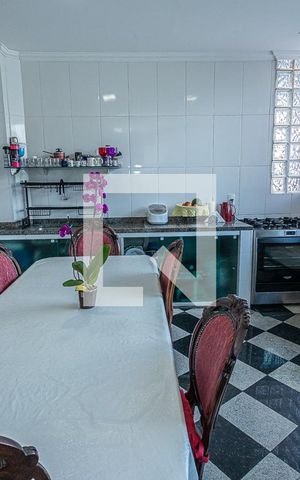 Casa à venda com 591m², 4 quartos e 3 vagasCozinha