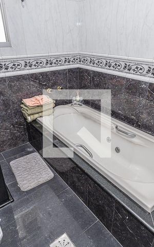 Casa à venda com 591m², 4 quartos e 3 vagasBanheiro suite