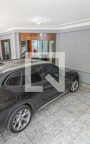 Casa à venda com 591m², 4 quartos e 3 vagasVagas de garagem