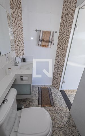 Casa à venda com 591m², 4 quartos e 3 vagasBanheiro / 3º andar