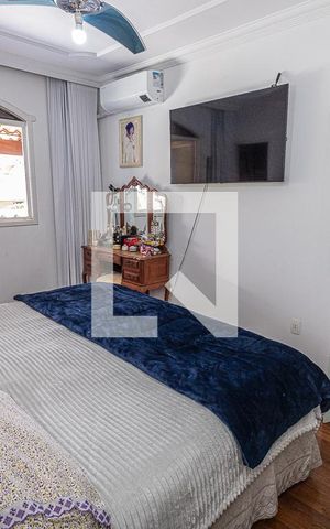Casa à venda com 591m², 4 quartos e 3 vagasQuarto 3 / Suite e closet