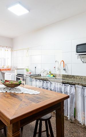 Casa à venda com 150m², 4 quartos e 3 vagasCozinha
