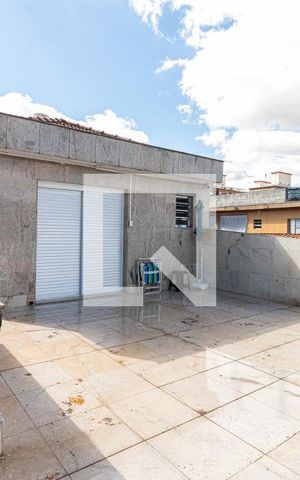 Casa à venda com 150m², 4 quartos e 3 vagasSuíte - Varanda