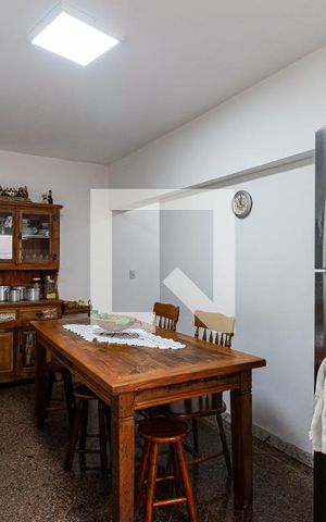 Casa à venda com 150m², 4 quartos e 3 vagasCozinha