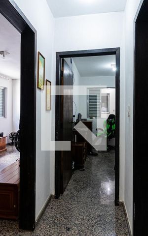 Casa à venda com 150m², 4 quartos e 3 vagasCorredor
