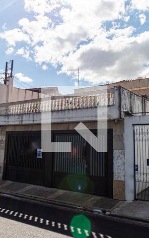 Casa à venda com 150m², 4 quartos e 3 vagasFachada