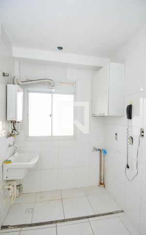 Apartamento para alugar com 43m², 2 quartos e 1 vaga Apartamento para alugar com 43m², 2 quartos e 1 vagaÁrea de Serviço