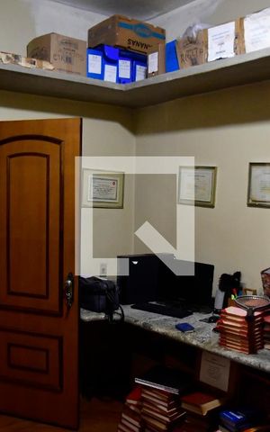 Casa à venda com 533m², 4 quartos e 4 vagasSala