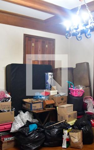 Casa à venda com 533m², 4 quartos e 4 vagasSala