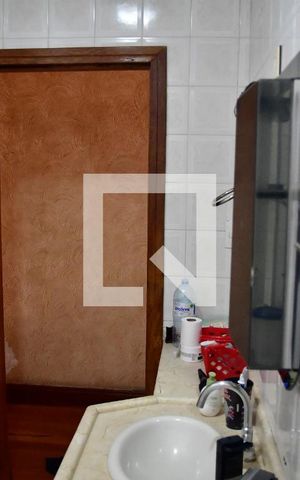 Casa à venda com 533m², 4 quartos e 4 vagasBanheiro 2