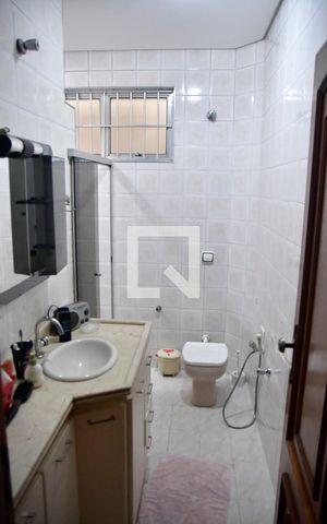 Casa à venda com 533m², 4 quartos e 4 vagasBanheiro 2
