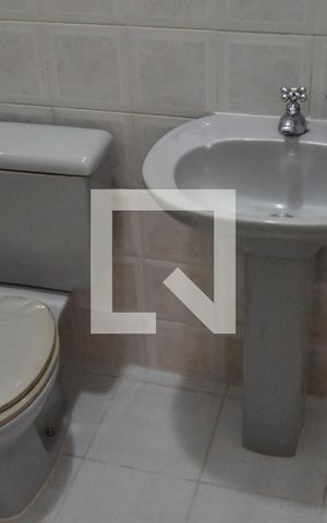 Casa à venda com 533m², 4 quartos e 4 vagasBanheiro 1