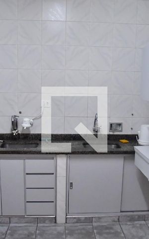 Casa à venda com 533m², 4 quartos e 4 vagasCozinha