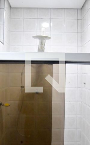 Casa à venda com 533m², 4 quartos e 4 vagasBanheiro 2
