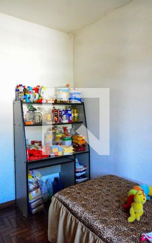Casa à venda com 402m², 6 quartos e 3 vagas Casa à venda com 402m², 6 quartos e 3 vagasQuarto 5