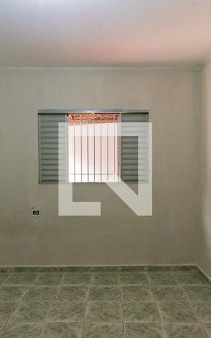 Casa à venda com 60m², 2 quartos e 1 vaga Casa à venda com 60m², 2 quartos e 1 vagaQuarto 1