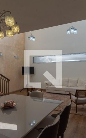 Casa de condomínio à venda com 255m², 3 quartos e 4 vagas Casa de condomínio à venda com 255m², 3 quartos e 4 vagasSala