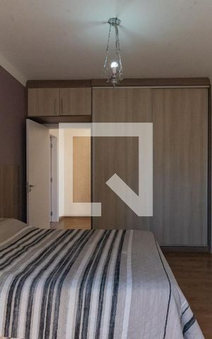 Casa de condomínio à venda com 255m², 3 quartos e 4 vagas Casa de condomínio à venda com 255m², 3 quartos e 4 vagasSuíte 3