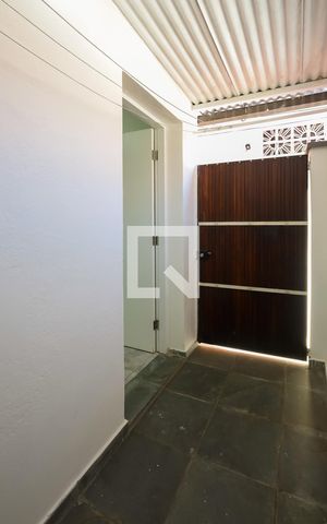 Casa para alugar com 55m², 1 quarto e sem vaga Casa para alugar com 55m², 1 quarto e sem vagaÁrea de Serviço
