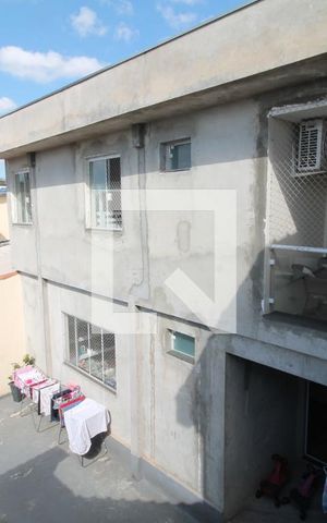 Casa à venda com 300m², 2 quartos e 5 vagasQuintal e garagem
