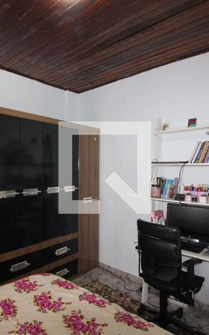 Casa à venda com 300m², 2 quartos e 5 vagasQuarto 2 
