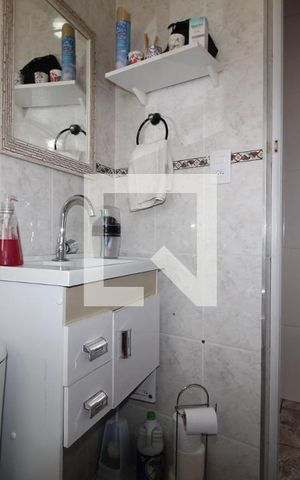 Casa à venda com 300m², 2 quartos e 5 vagasBanheiro