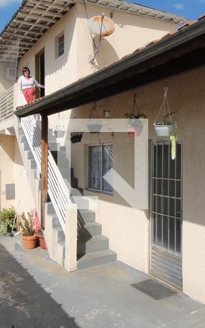 Casa à venda com 300m², 2 quartos e 5 vagasQuintal e garagem