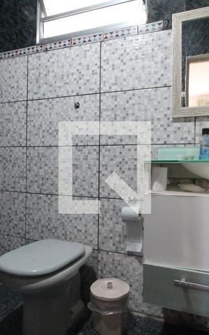 Casa à venda com 300m², 2 quartos e 5 vagasBanheiro da Suíte