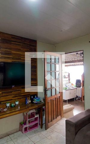 Casa à venda com 252m², 6 quartos e 3 vagas Casa à venda com 252m², 6 quartos e 3 vagasCasa 2 Sala