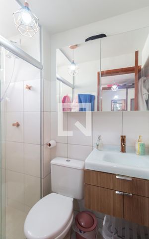 Apartamento para alugar com 59m², 3 quartos e 1 vaga Apartamento para alugar com 59m², 3 quartos e 1 vagaBanheiro 1