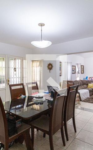 Casa à venda com 120m², 3 quartos e 3 vagasSala de jantar