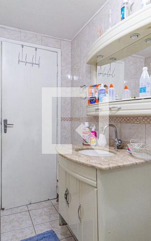 Casa à venda com 120m², 3 quartos e 3 vagasBanheiro 2
