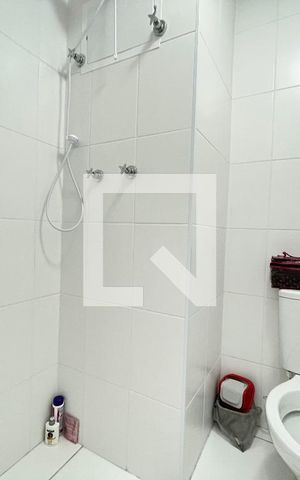 Apartamento para alugar com 42m², 2 quartos e sem vaga Apartamento para alugar com 42m², 2 quartos e sem vagaBanheiro