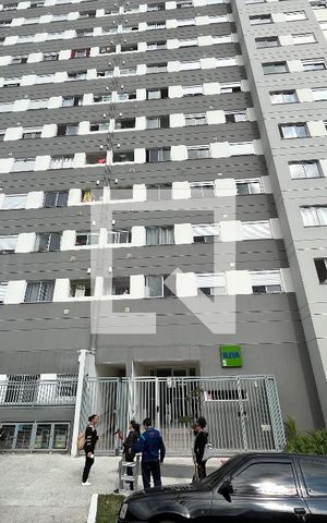 Apartamento para alugar com 42m², 2 quartos e sem vaga Apartamento para alugar com 42m², 2 quartos e sem vagaFachada