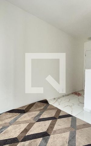Apartamento para alugar com 42m², 2 quartos e sem vaga Apartamento para alugar com 42m², 2 quartos e sem vagaSala