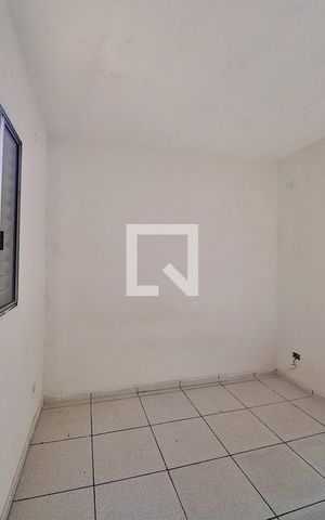 Casa para alugar com 38m², 1 quarto e 1 vagaQuarto