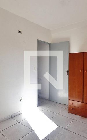 Casa para alugar com 38m², 1 quarto e 1 vagaQuarto