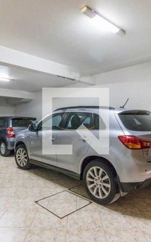 Casa à venda com 300m², 3 quartos e 6 vagas