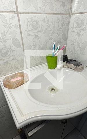 Casa à venda com 120m², 3 quartos e sem vagaPia do Banheiro
