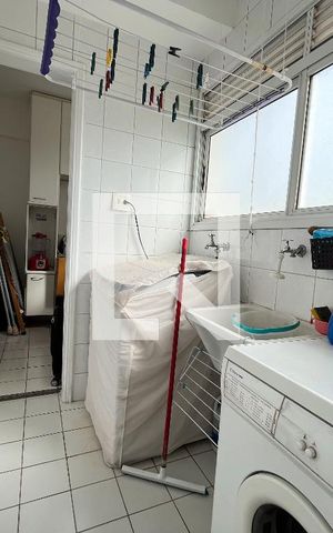 Apartamento à venda com 132m², 4 quartos e 2 vagas Apartamento à venda com 132m², 4 quartos e 2 vagasÁrea de Serviço