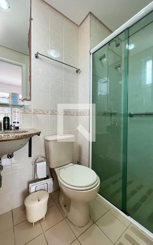Apartamento à venda com 132m², 4 quartos e 2 vagas Apartamento à venda com 132m², 4 quartos e 2 vagasBanheiro da Suíte 2