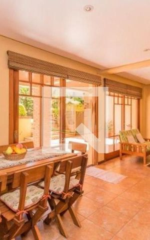 Casa à venda com 600m², 4 quartos e 4 vagas