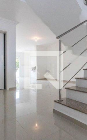 Casa à venda com 220m², 3 quartos e 2 vagas